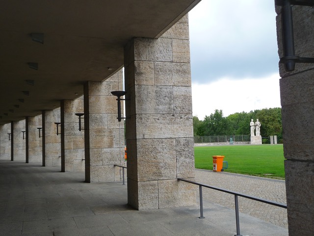 P1070198